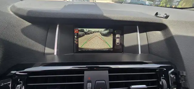 BMW X4 view 12