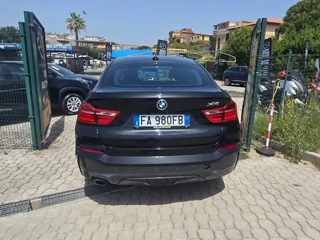 BMW X4 view 5