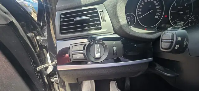 BMW X4 view 13
