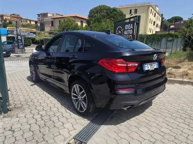 BMW X4 view 6
