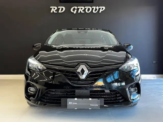 Renault Clio view 2
