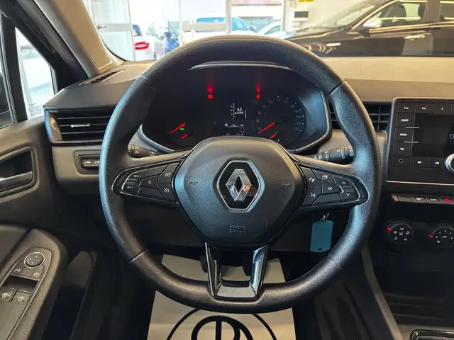 Renault Clio view 15
