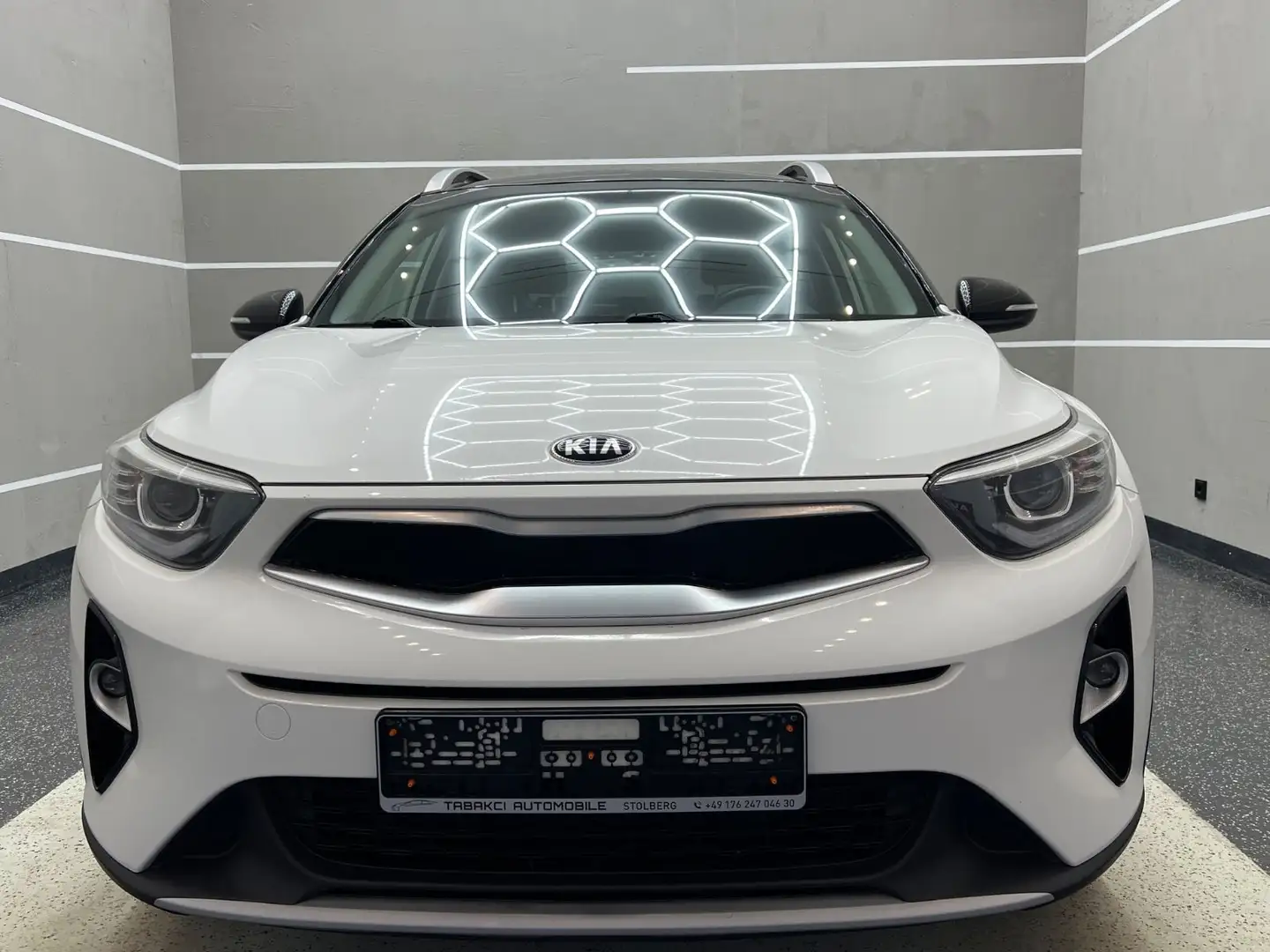 Kia Stonic 1.0 T-GDI 120 Spirit DCT7*NAVI*KAMERA*AUT Weiß - 1