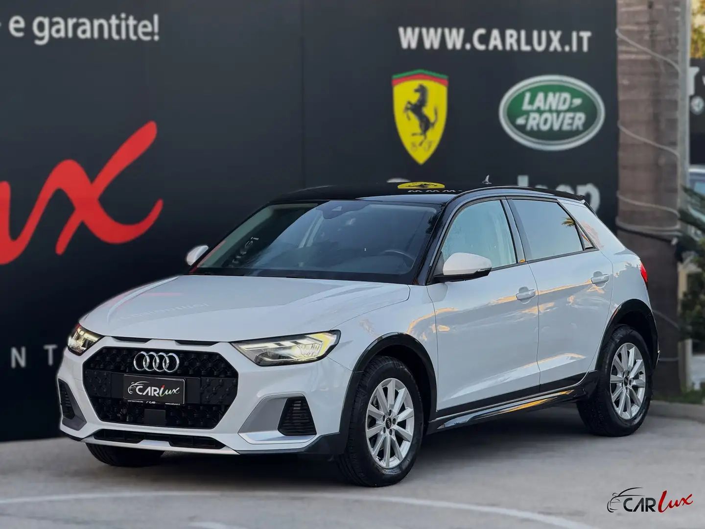 Audi A1 Citycarver 30 TFSI Admired 110CV S-Tronic LED CAM Bianco - 1