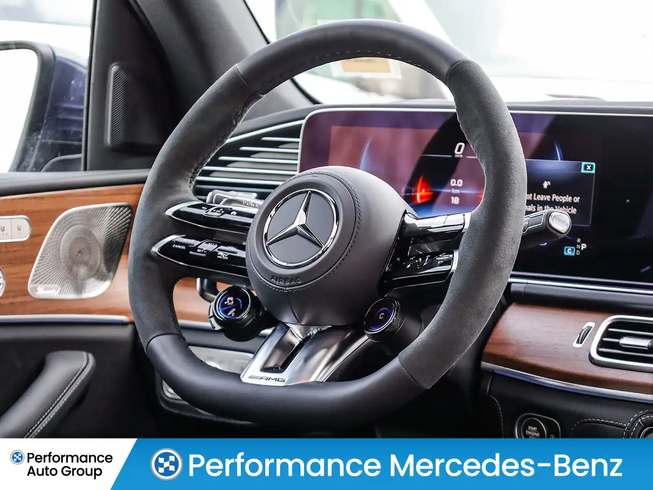 Mercedes-Benz GLE снимка Mercedes-Benz GLE