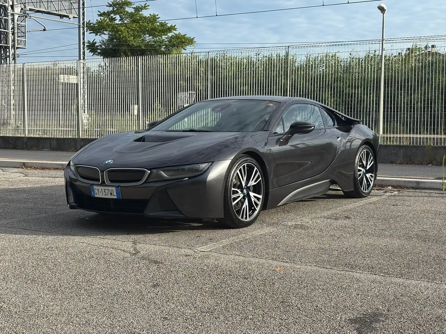 BMW i8 i8 Coupe 1.5 auto Czarny - 1