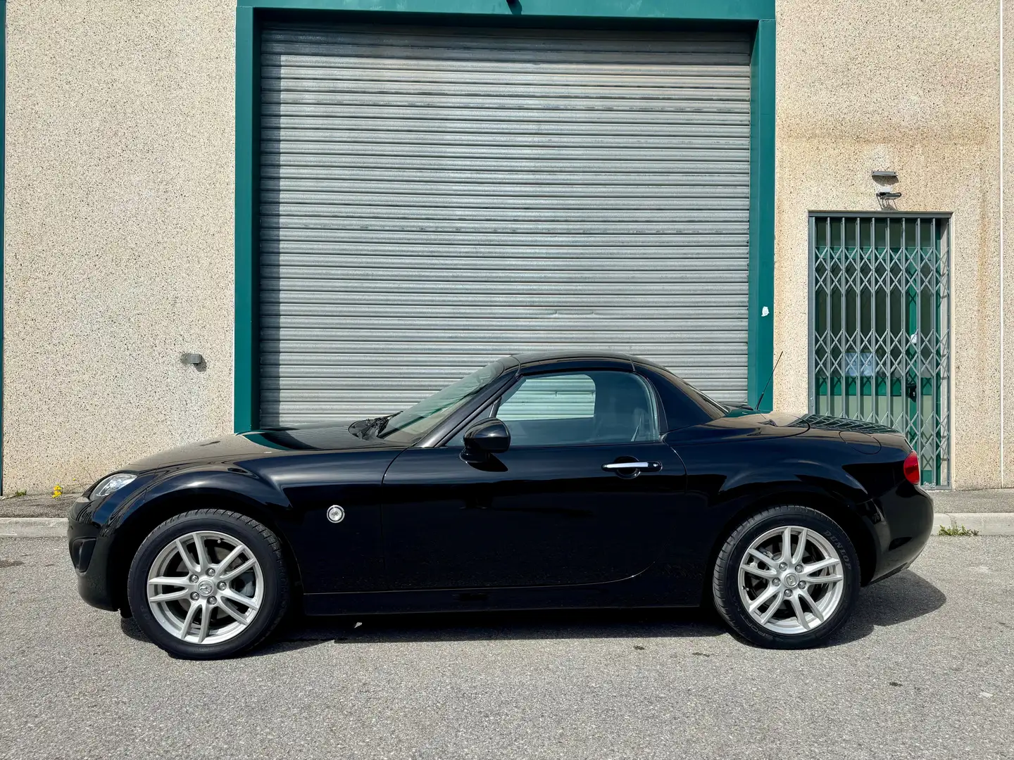 Mazda MX-5 MX5 Roadster Coupé 1.8 MZR Elegance Noir - 2