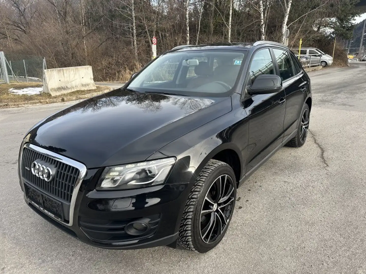 Audi Q5 2.0 TFSI quattro Sline Schwarz - 1