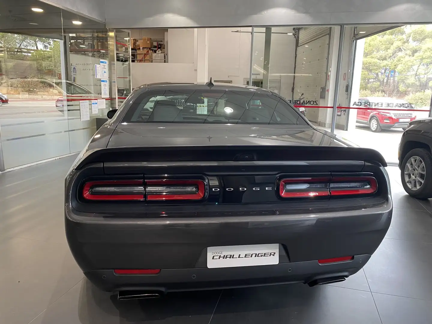 Dodge Challenger SRT HELLCAT Gris - 1