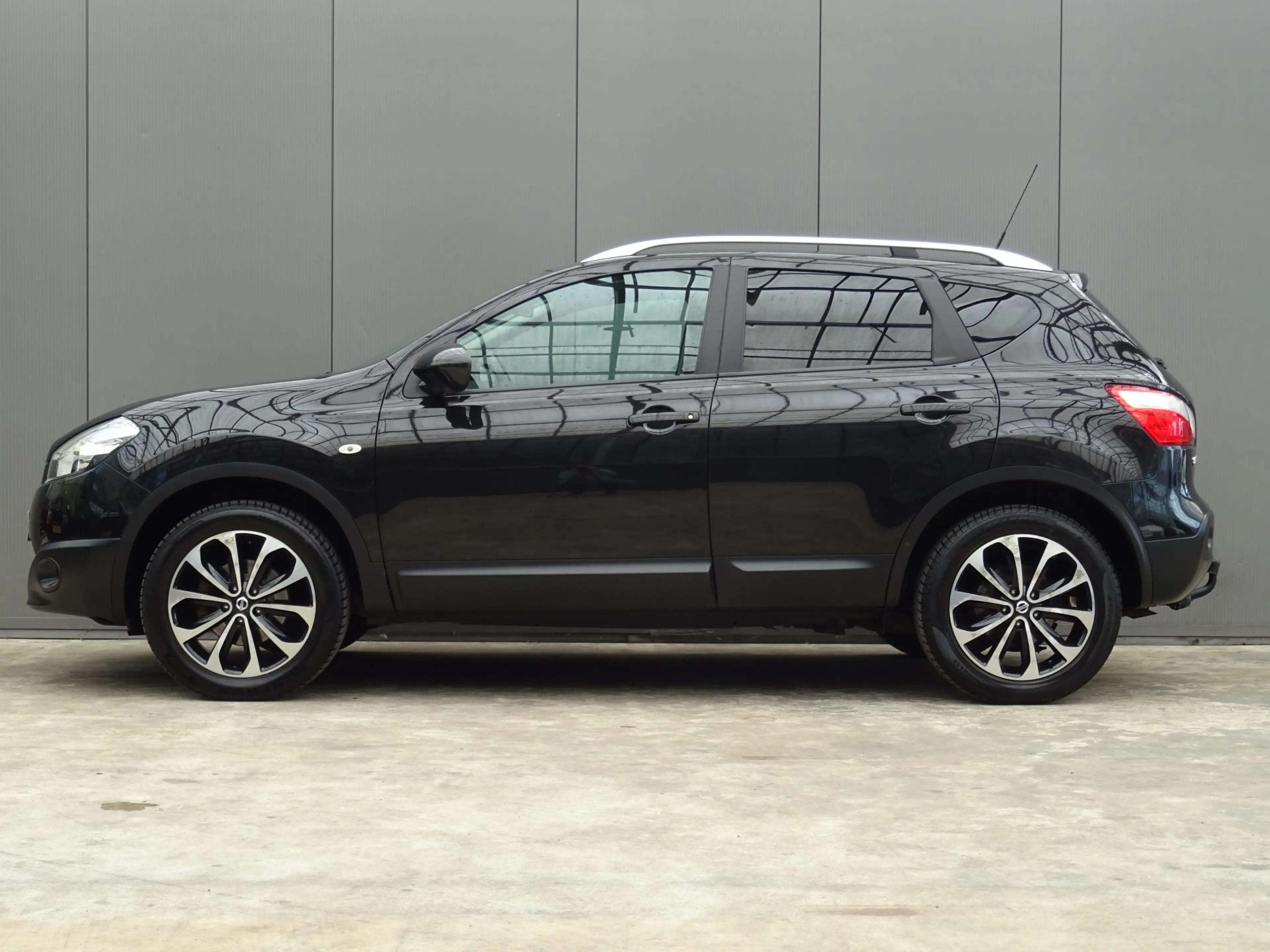 Nissan Qashqai 1.6 360 * PANORAMADAK * 4 SEIZOENSBANDEN !! — photo 6