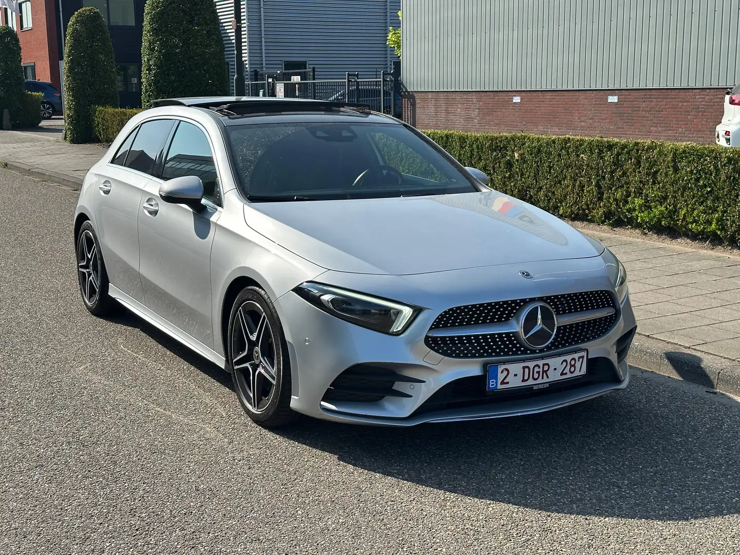 Mercedes-Benz A 250 7G-DCT AMG Line - 1