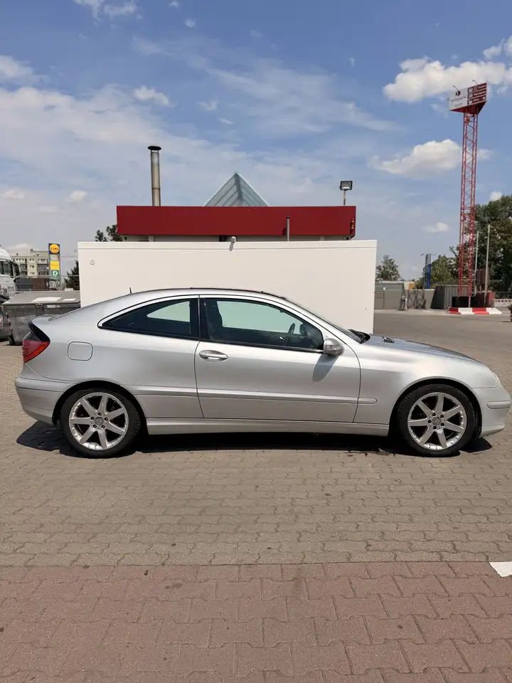 Mercedes-Benz Mercedes C200 Sportcoupé Kompressor, foto 6