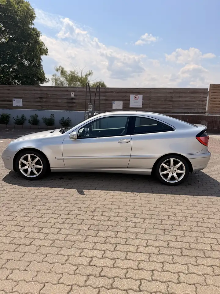 Mercedes-Benz Mercedes C200 Sportcoupé Kompressor, foto 5