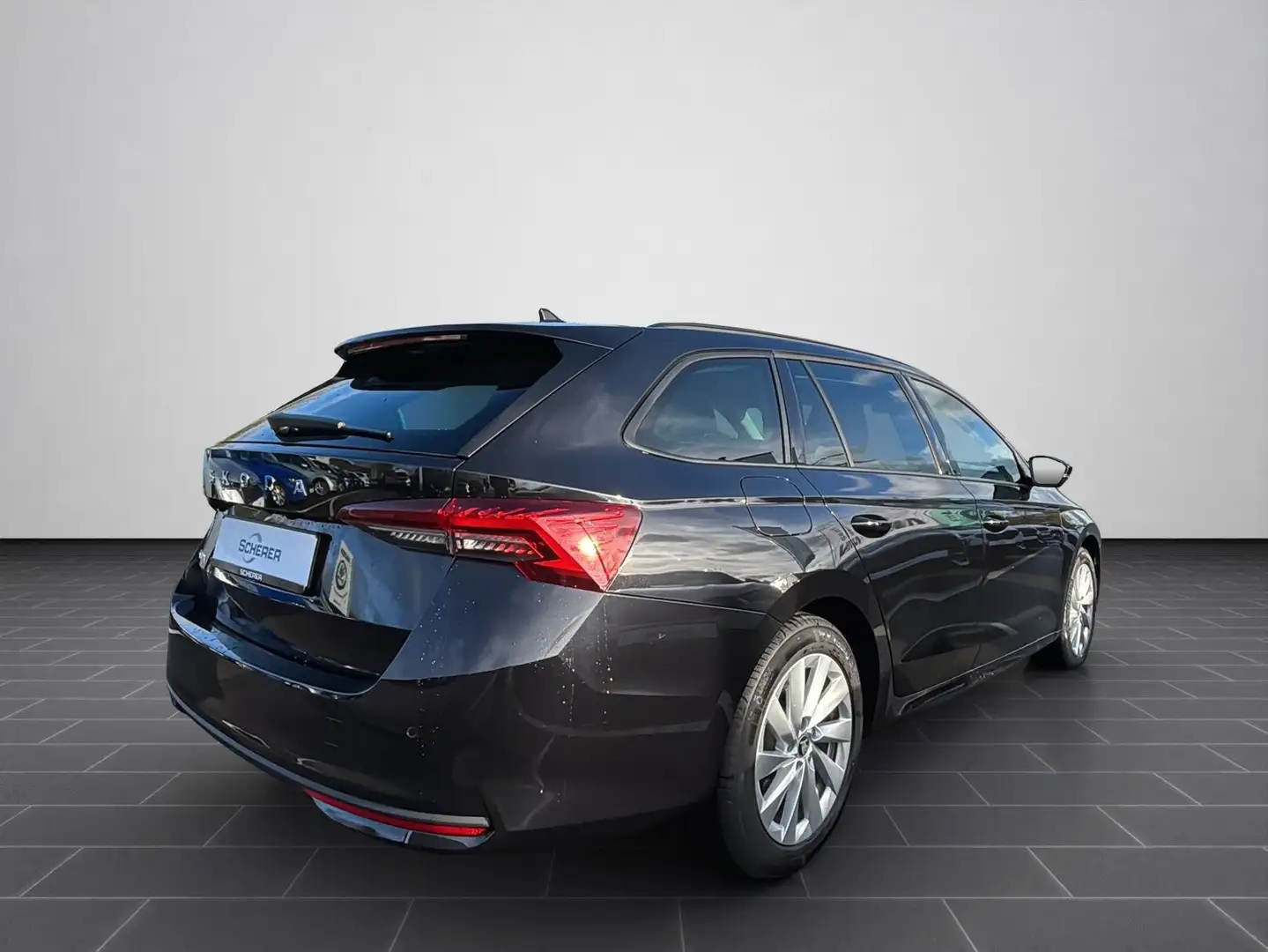 Skoda Octavia Combi Selection 2.0 TDI DSG NAVI SHZ ACC Schwarz - 2