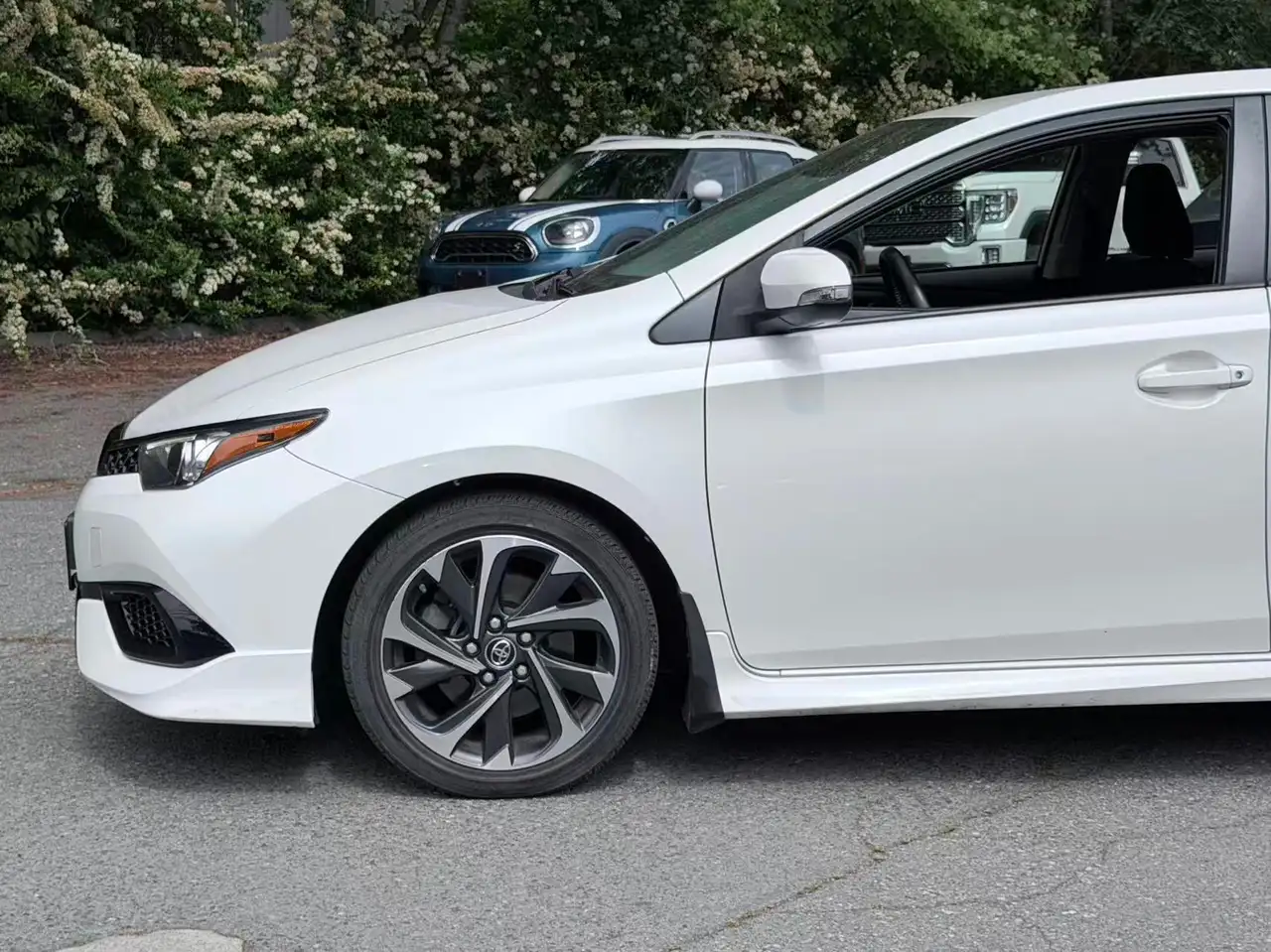 Toyota Corolla снимка Toyota Corolla