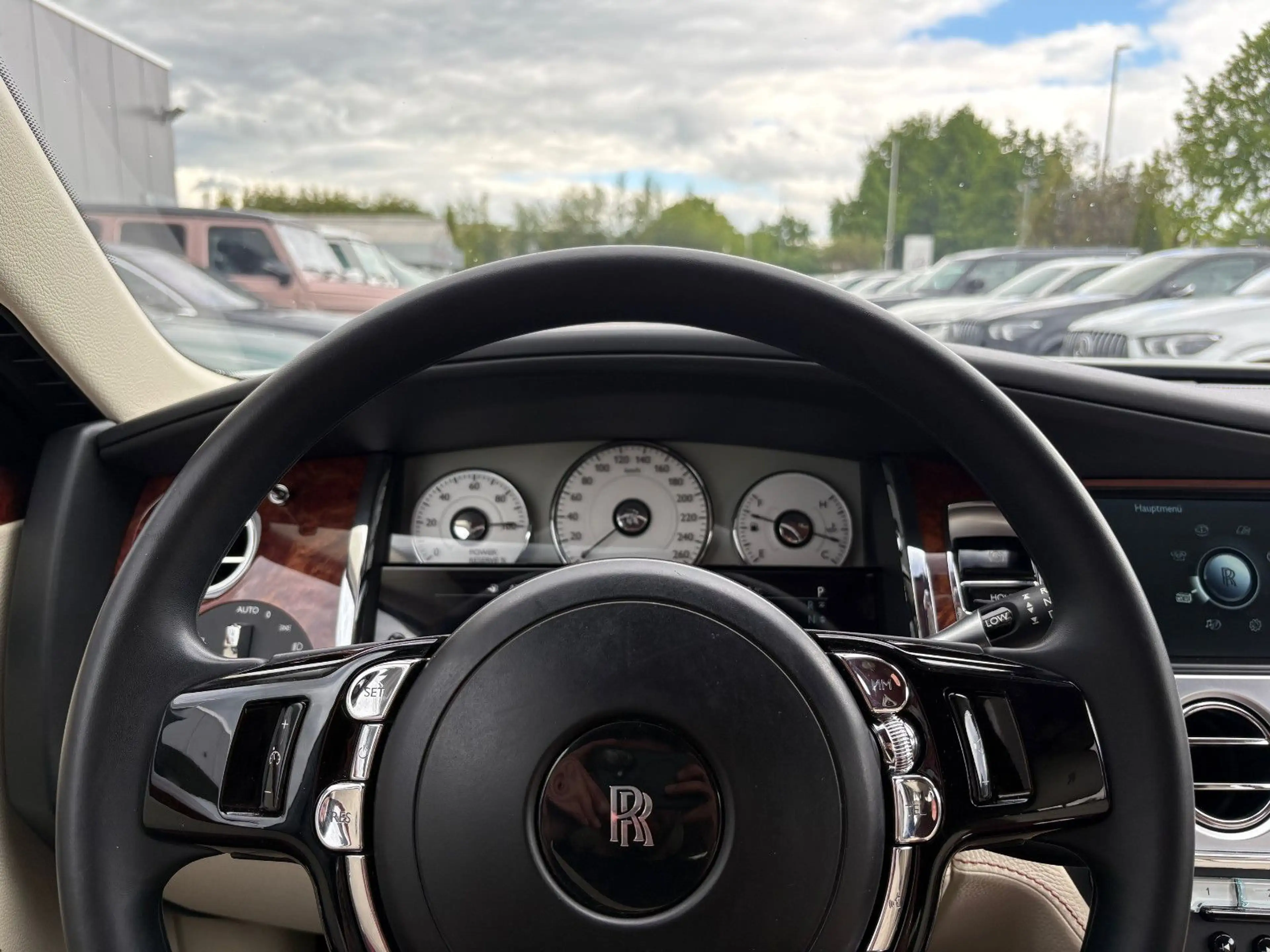 Rolls-Royce Ghost Family +Executive-Aussattung — photo 14