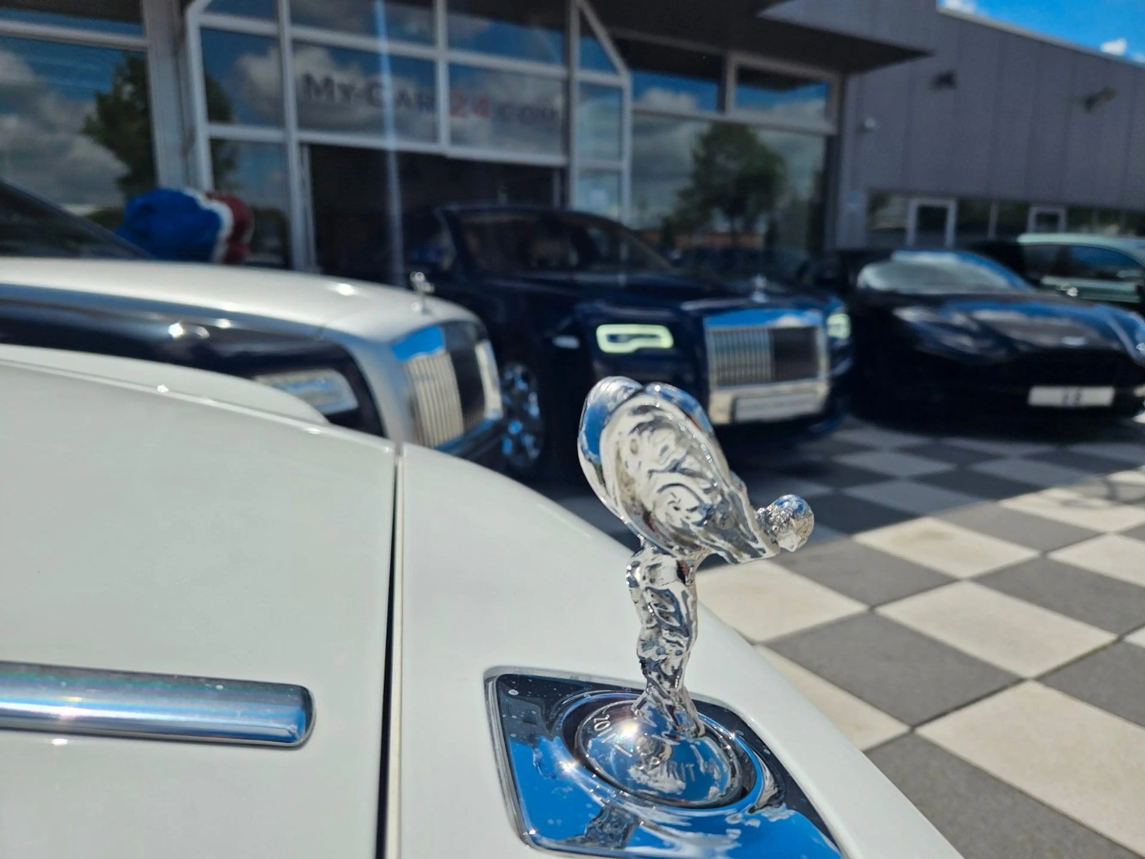 Rolls-Royce Ghost Family +Executive-Aussattung — photo 10