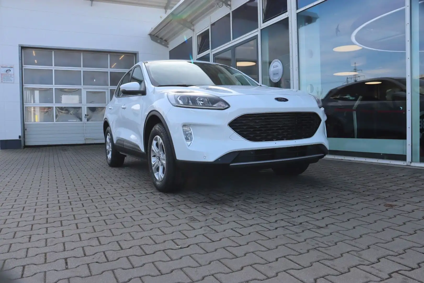 Ford Kuga Cool & Connect Plug-in Hybrid Winterp. AHK Weiß - 2