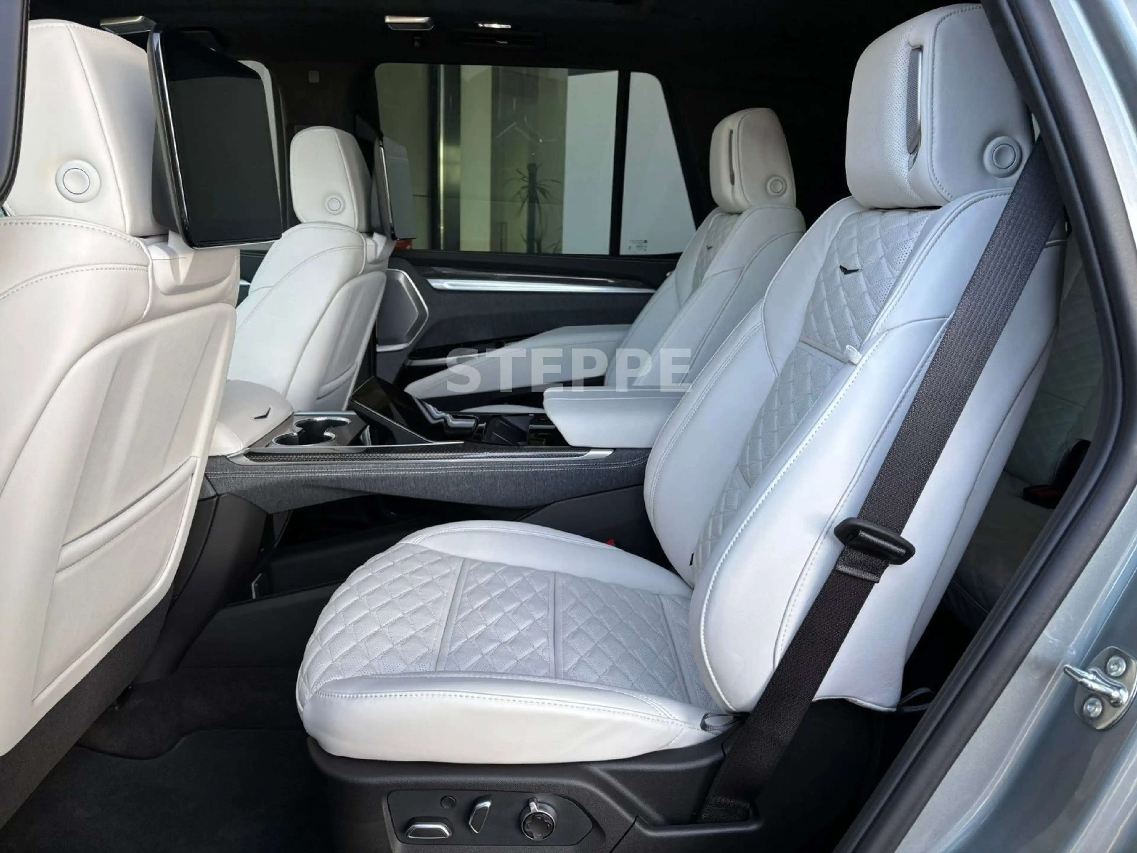 Cadillac Escalade MY26 V-Series 6.2 V8 Supercharged AWD — photo 12