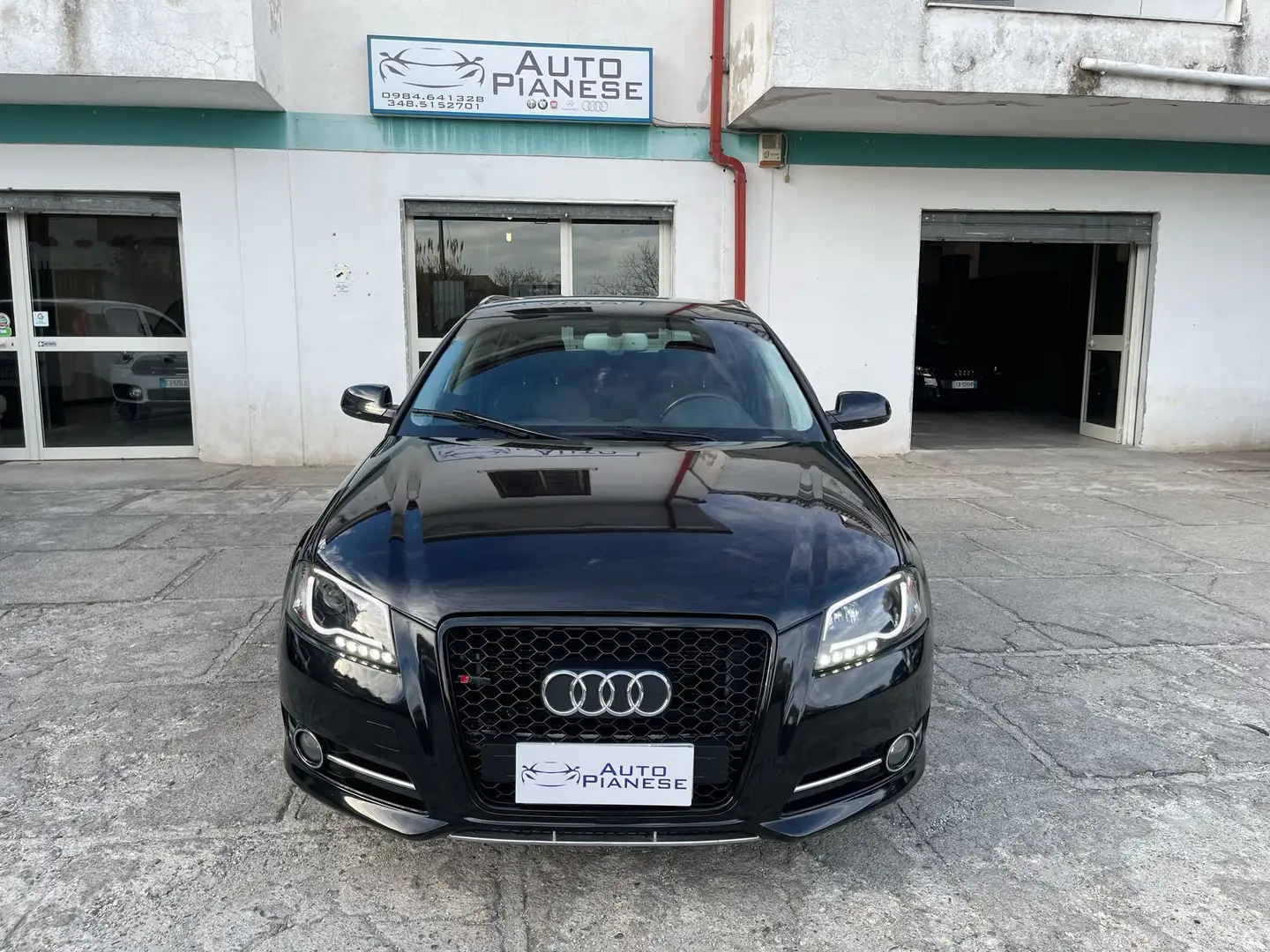Audi A3 Sportback 2.0 tdi Ambition Nero - 2