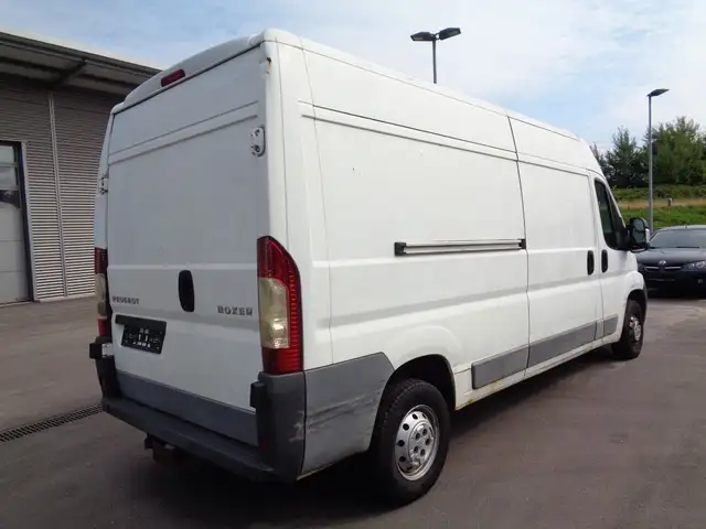 Peugeot Boxer view 4