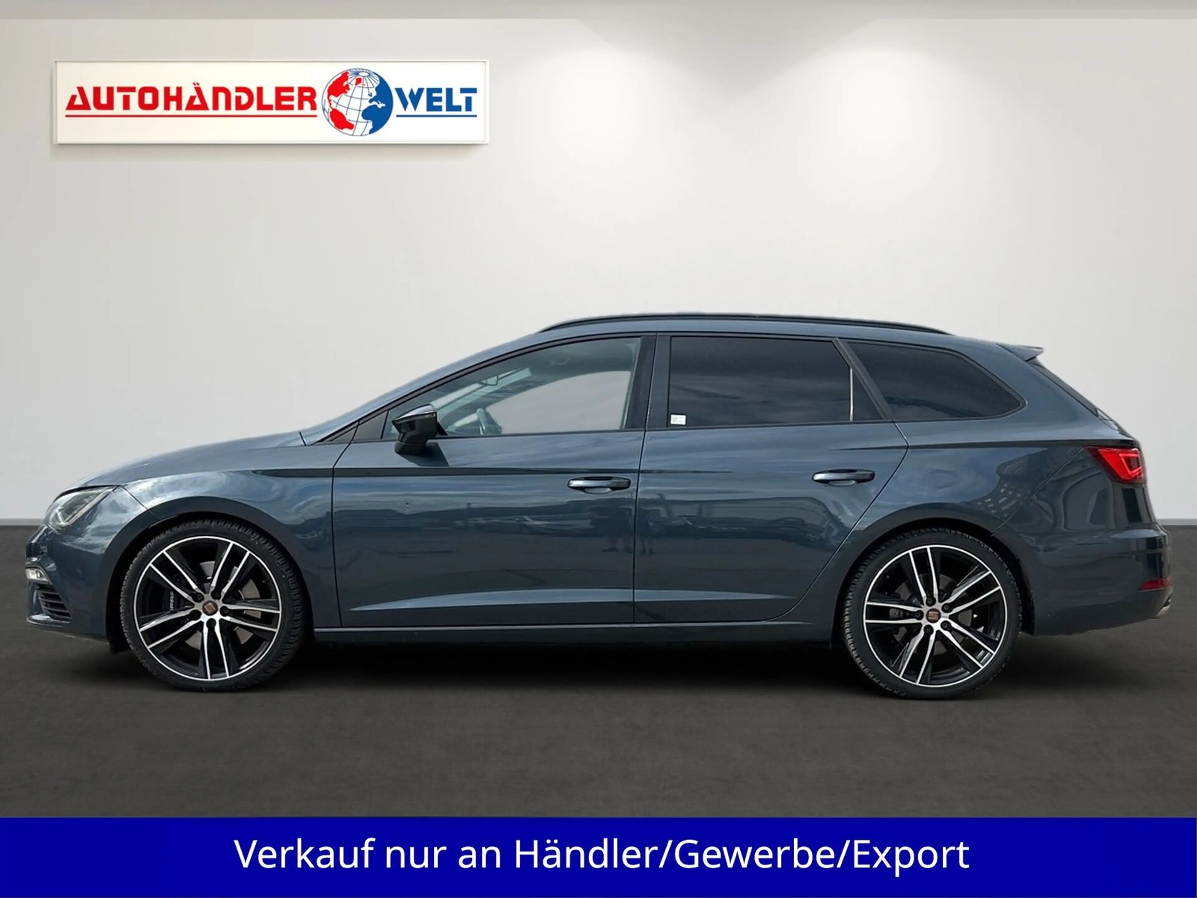 SEAT Leon ST 2.0 Cupra 300 4Drive DSG LED Leder Pano — photo 7