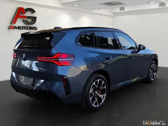 BMW X3 view 5