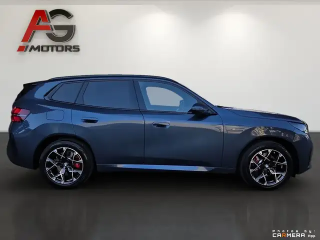 BMW X3 view 4