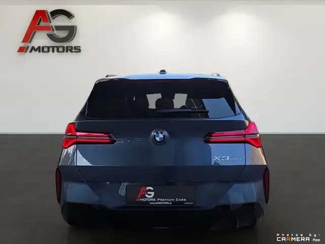 BMW X3 view 6