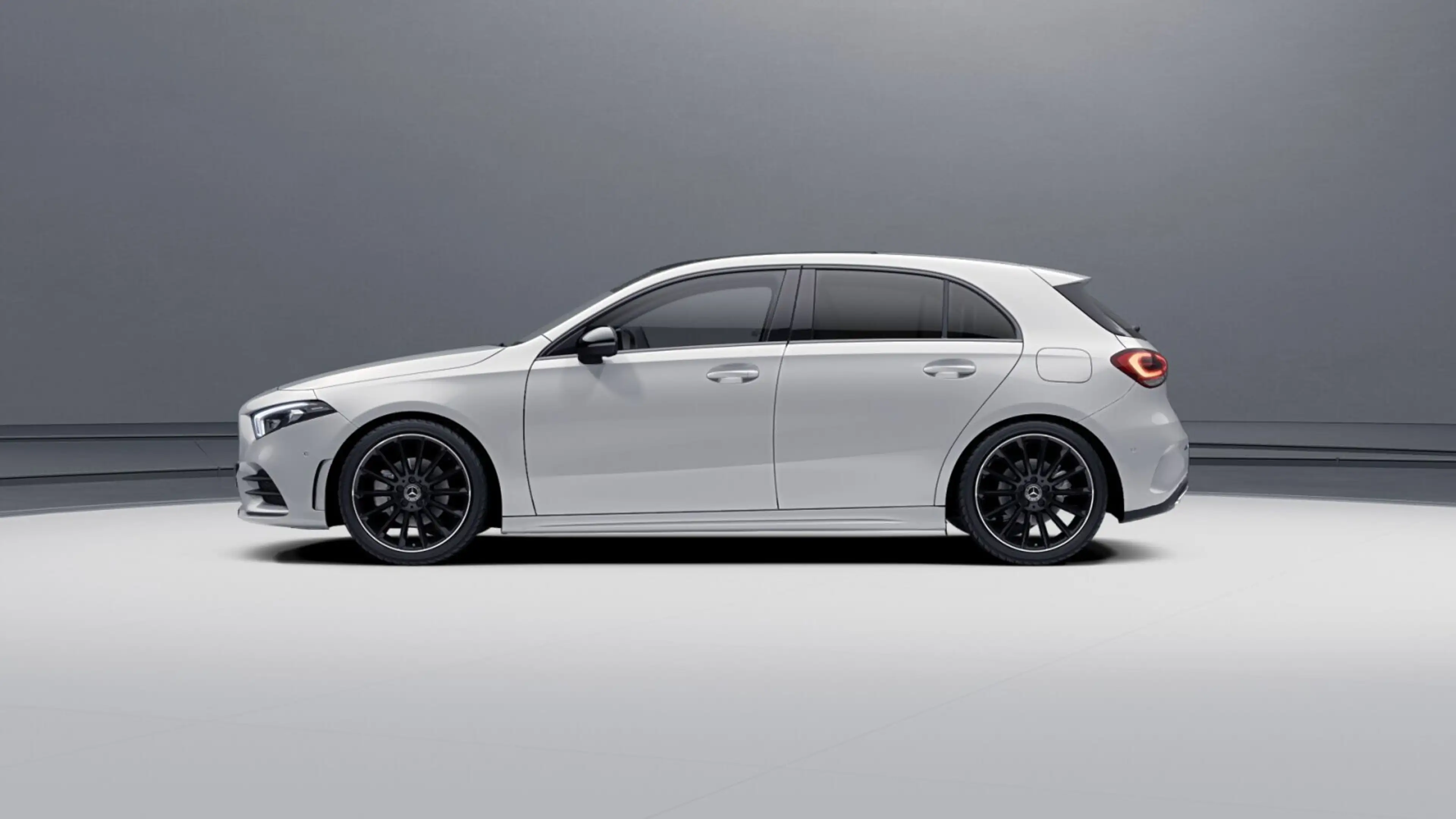 Mercedes-Benz A 200 A 200 AMG*NIGHT*KAMERA*PANO*SHZ*MULTIBEAM AMG Line — photo 7