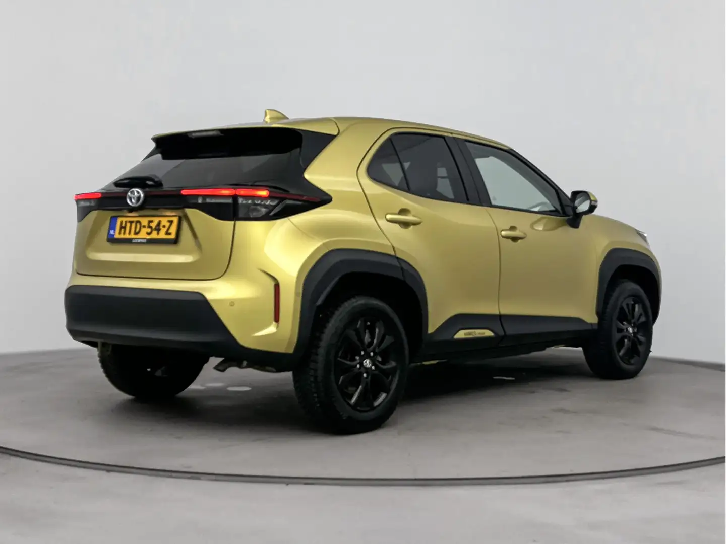 Toyota Yaris Cross 1.5 Hybrid Executive Limited | Navigatie | Lichtme Желтый - 2