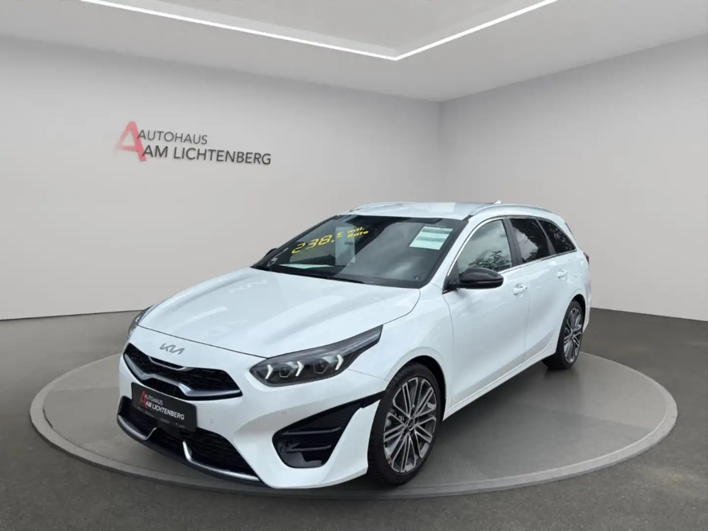 Kia Ceed SW / cee'd SW SW GT Line 1.5 T PDC 18Z JBL NAVI KAMERA SITZHEIZU Weiß - 1