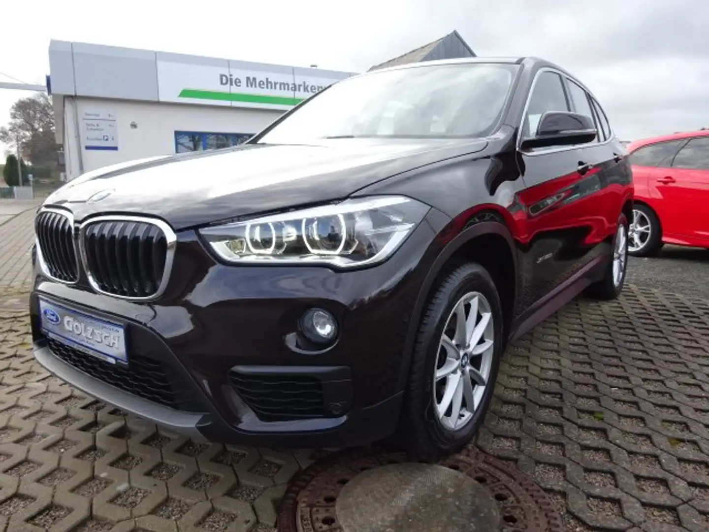 BMW X1 xDrive 20 i Advantage *Business-Paket*LED*AHK* Braun - 1