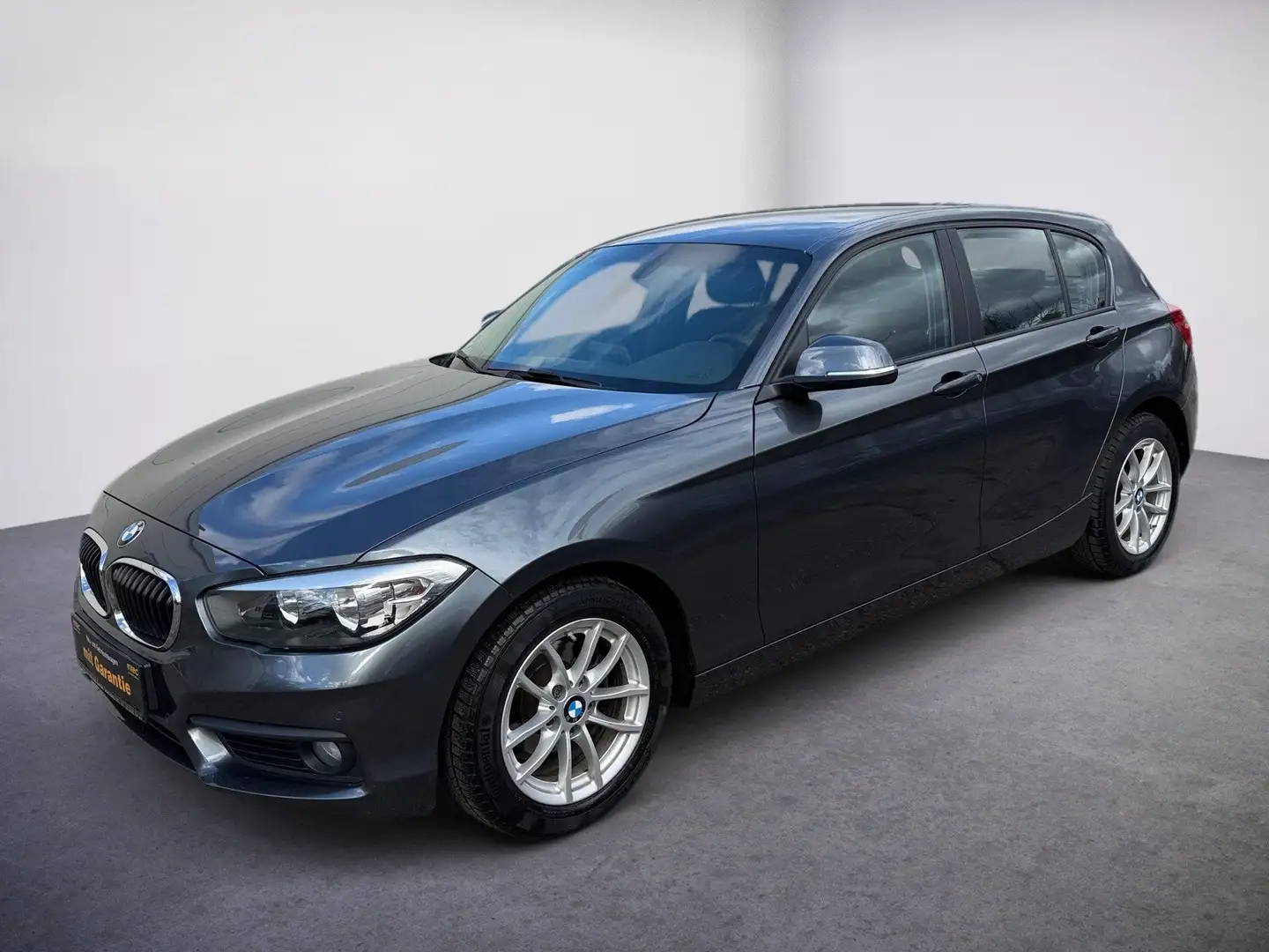 BMW 116 116 i Advantage Grau - 2