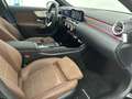 Mercedes-Benz A 200 Kompaktlimousine *AMG Line Premium Plus* Zwart - thumbnail 16
