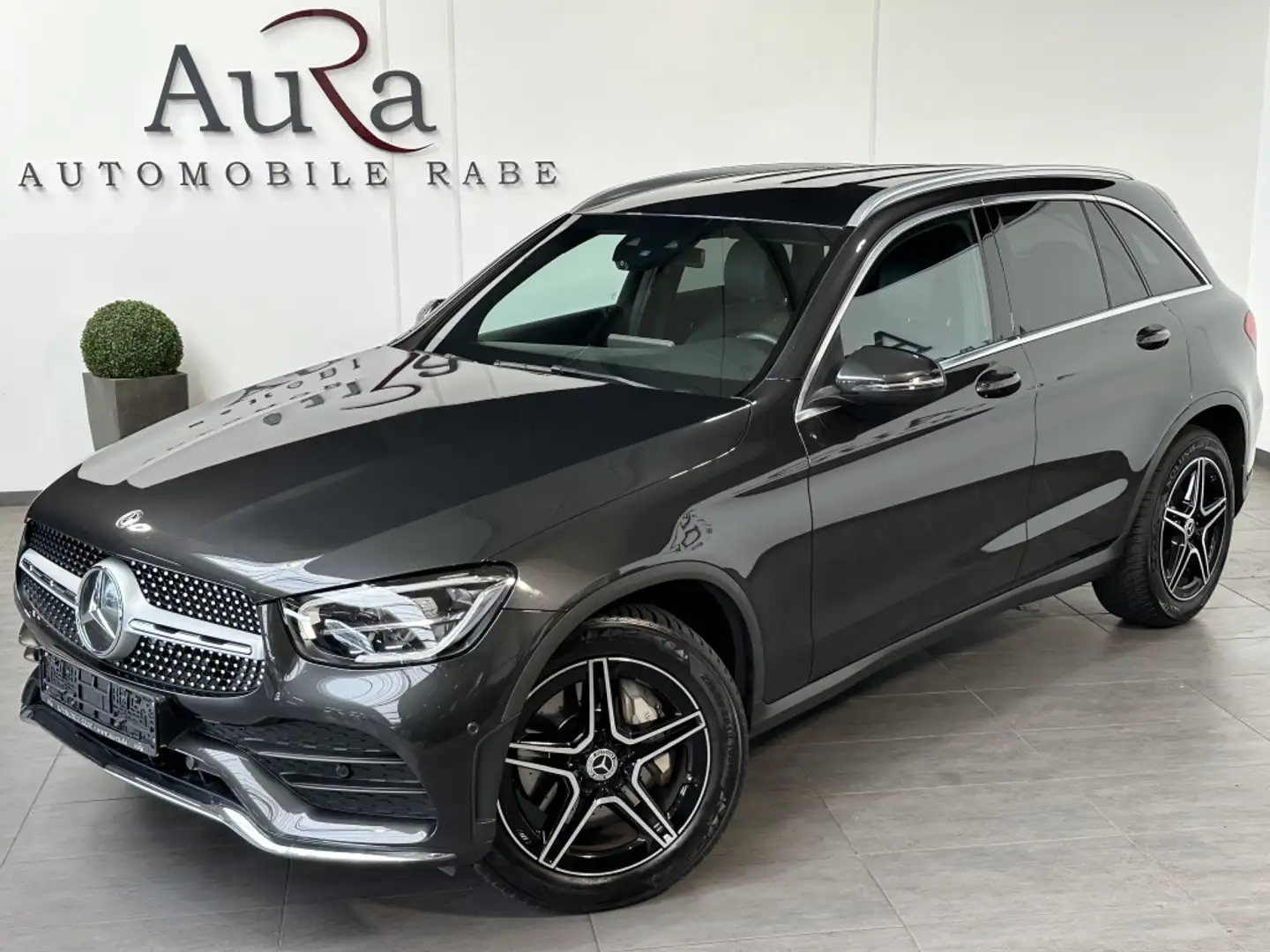 Mercedes-Benz GLC 220 4M 9G AMG-Line NAV+LED+SHZ+KAM+DIGDISPL Szary - 1