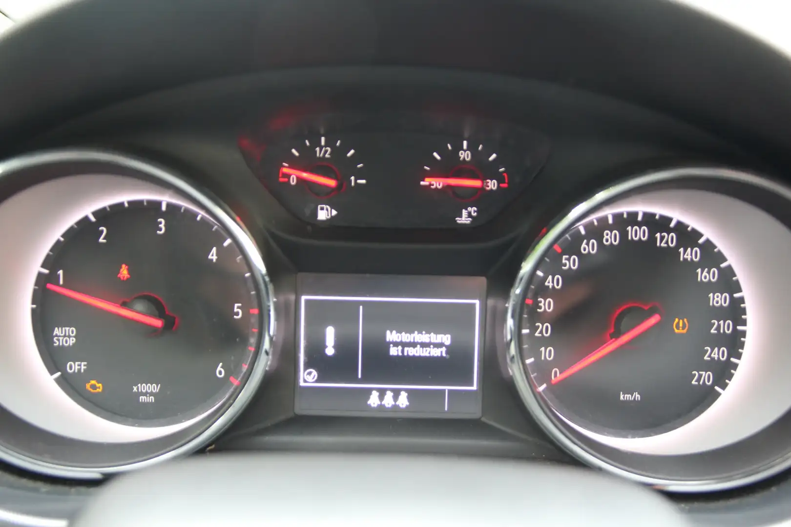 Opel Astra 1.6 CDTI Business, Navi, 1.Hand Weiß - 2