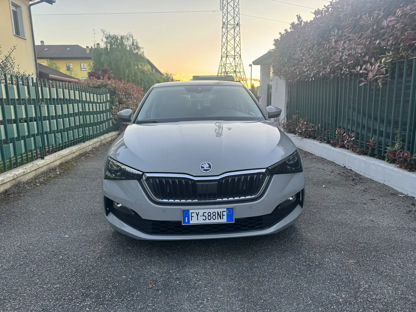 Skoda Scala 1.0 tsi Ambition 115cv dsg Grigio - 1