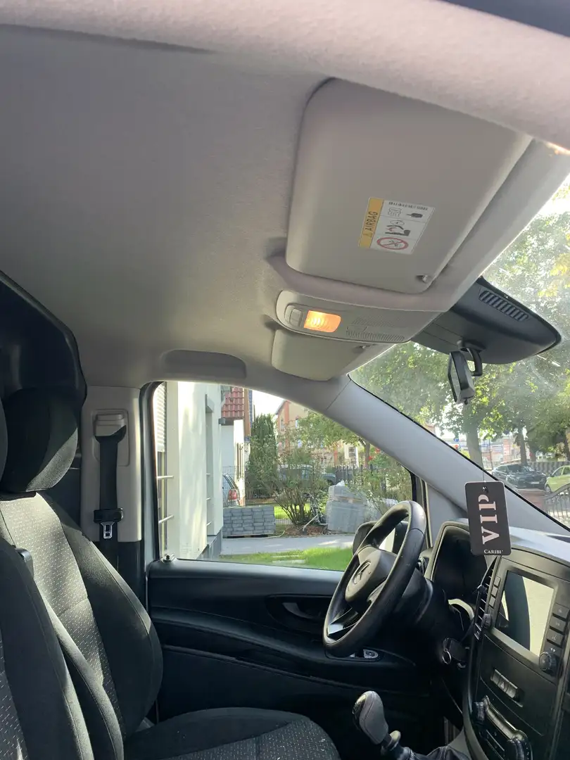 Mercedes-Benz Vito 110 CDI, lange,Navigation,Klima,3 sitzen .. Silber - 2