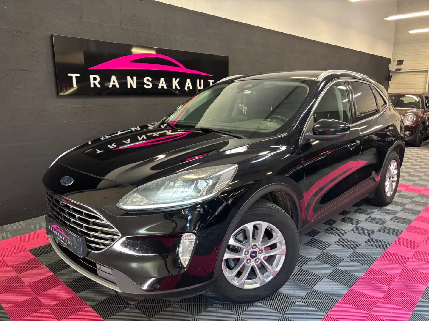 Ford Kuga Titanium Noir - 1