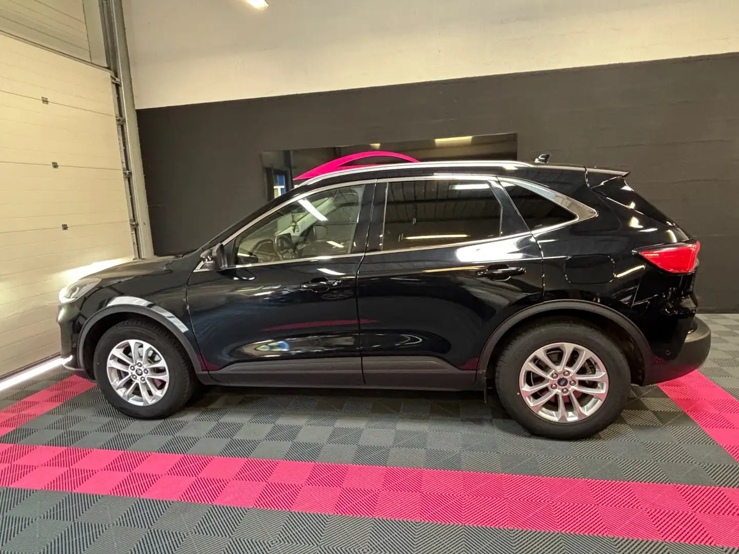 Ford Kuga Titanium Noir - 2
