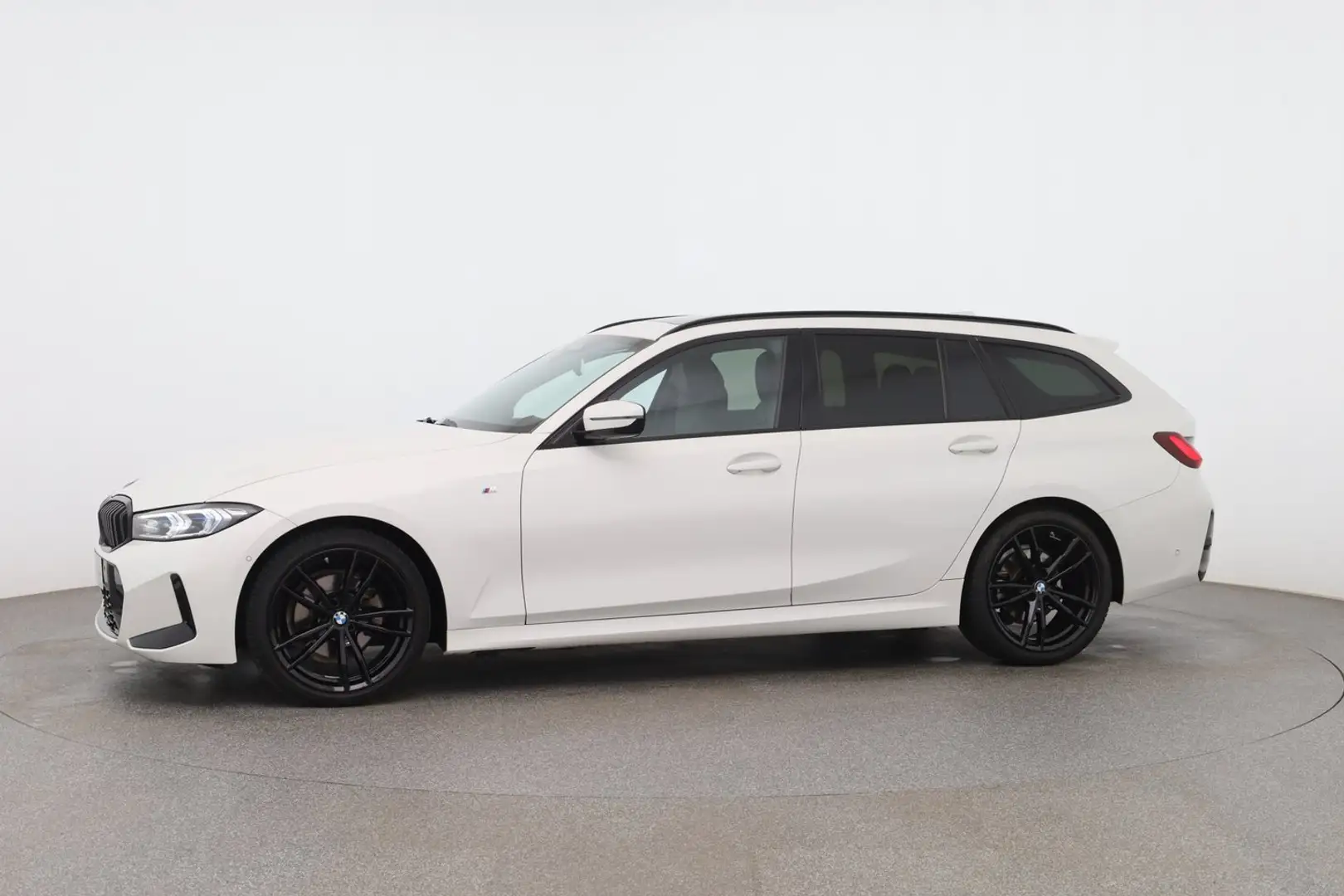 BMW 320 BMW 3 Touring 320 d xDrive M Sport Blanc - 2