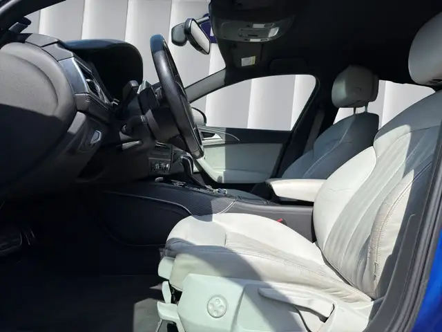 Audi A6 view 10