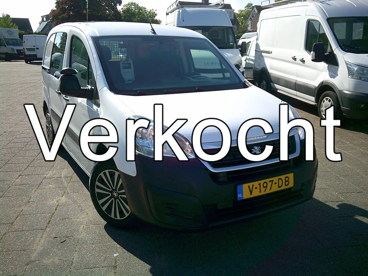 Peugeot Partner 120 1.6 BlueHDi 100 L1 Première VOORZIEN VAN AIRCO Bílá - 1