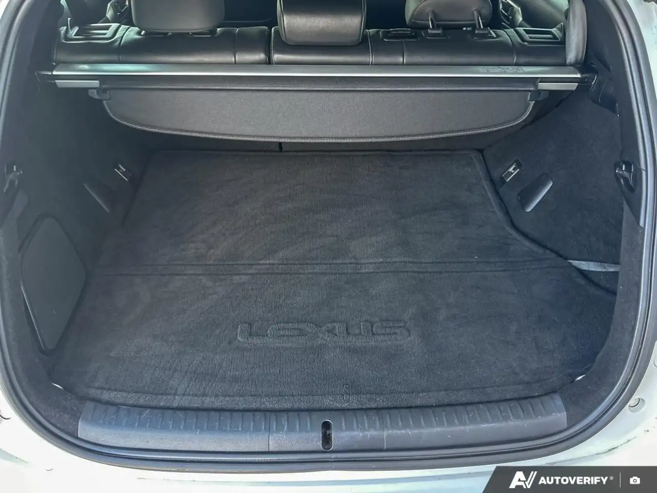 Lexus CT photo Lexus CT