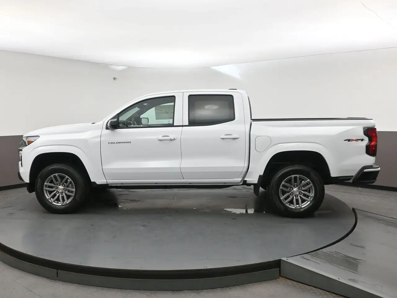 Chevrolet Colorado снимка Chevrolet Colorado