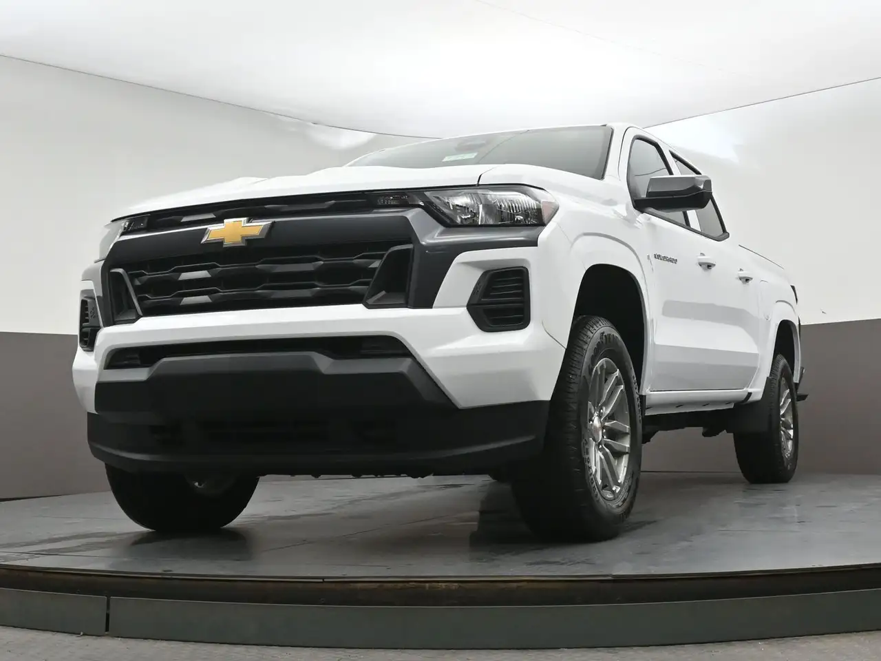 Chevrolet Colorado снимка Chevrolet Colorado