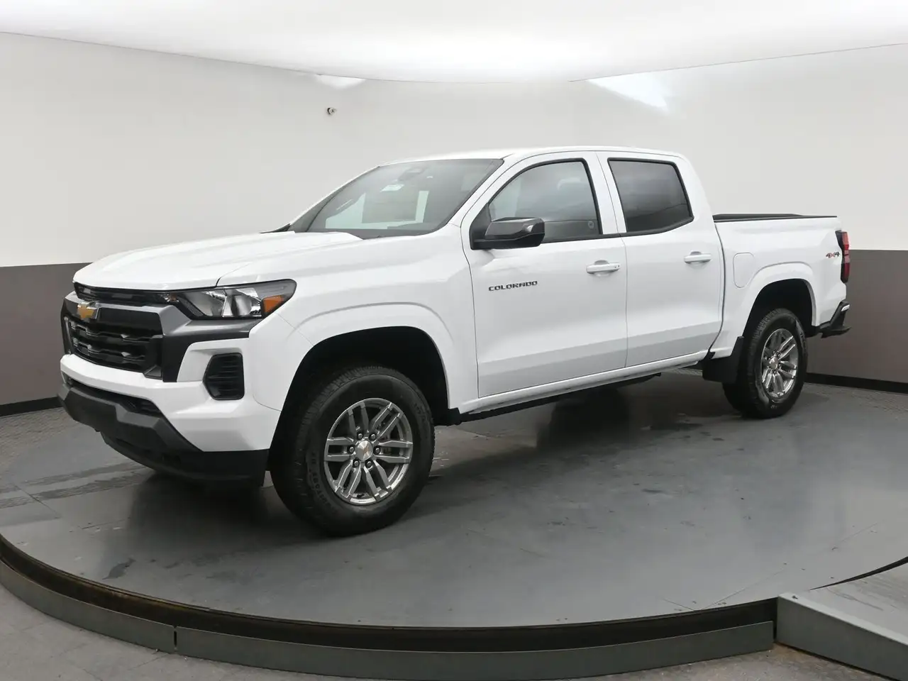 Chevrolet Colorado снимка Chevrolet Colorado