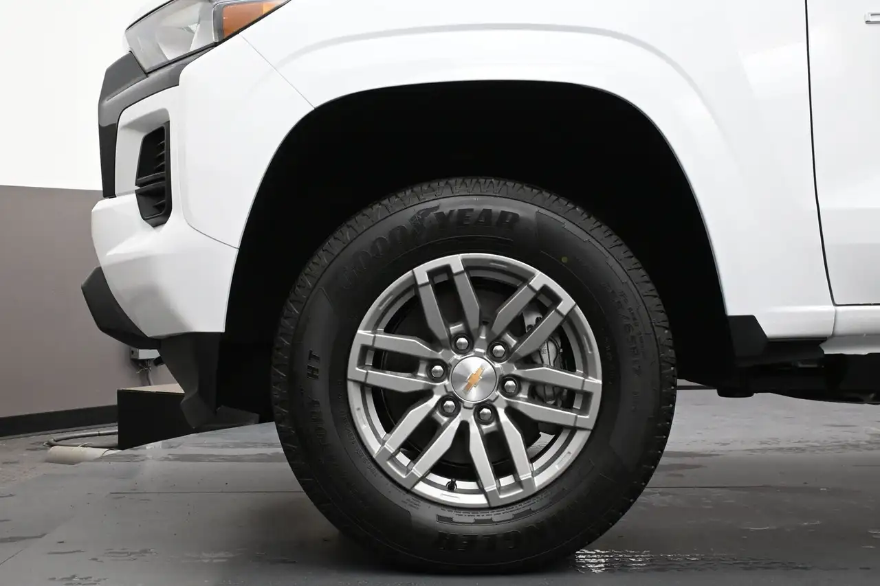 Chevrolet Colorado снимка Chevrolet Colorado