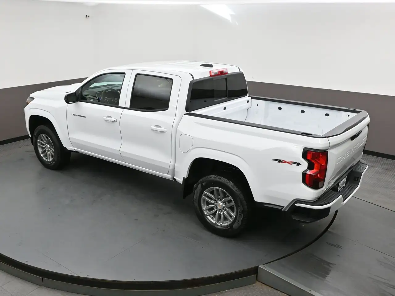 Chevrolet Colorado снимка Chevrolet Colorado